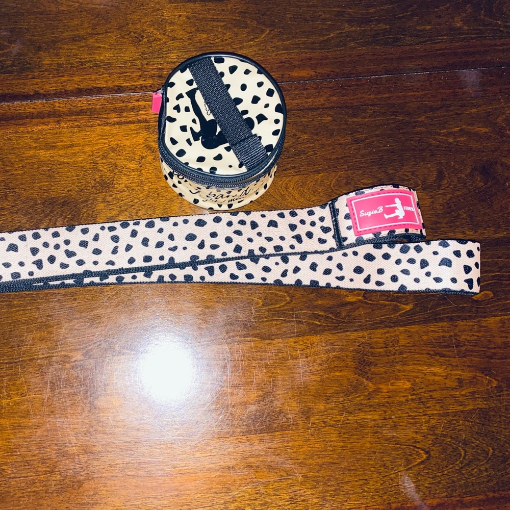 SuzieB Fitness Long Band in Cheetah Print!! 🐆🐾